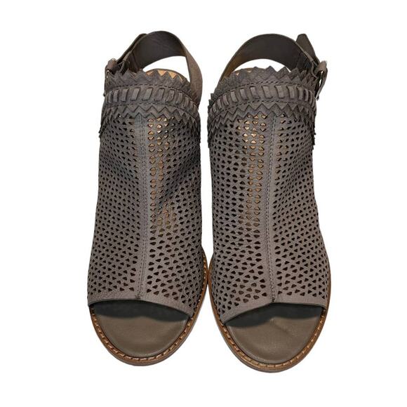 Vince Camuto Tricinda Heeled Sandal Size 7.5, Gray Taupe Slingback - Picture 5 of 16